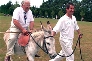 Robbie Deans announced as next Club President
